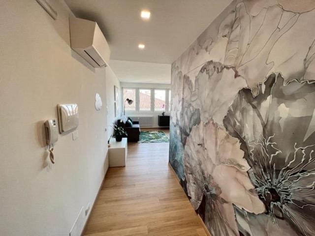 Appartement Mandi Mandi Cavour à Udine Extérieur photo