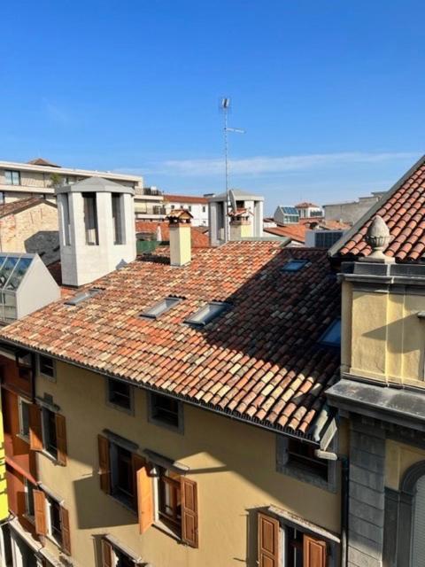 Appartement Mandi Mandi Cavour à Udine Extérieur photo